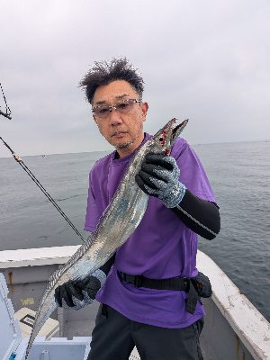 三重県鳥羽市石鏡港より出船「FIRE DOLPHIN」にジギングはお任せください